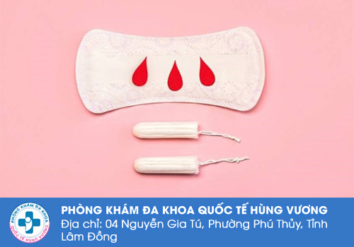 Tại sao có thai lại ra máu báo?